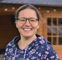 Frau Damian